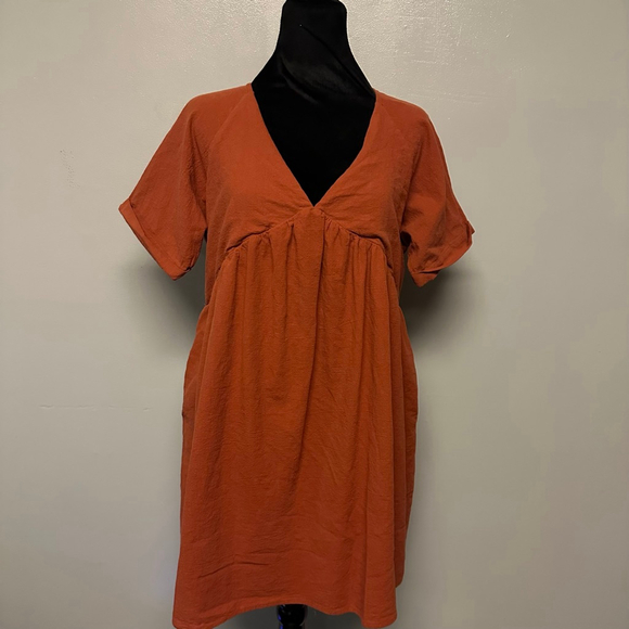 Wishlist apparel Dresses & Skirts - Women's Wishlist Apparel Orange Mini Dress size medium pockets v-neck boho